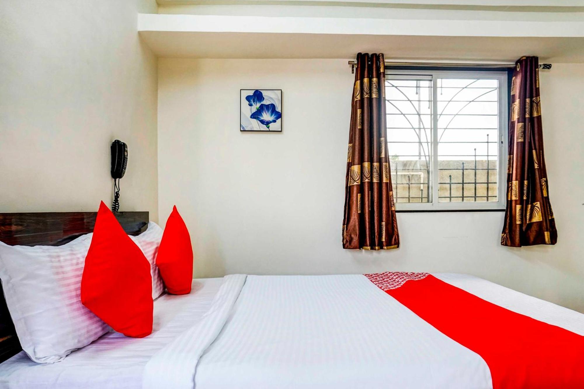 Hotel O Komfort Inn 浦那 外观 照片